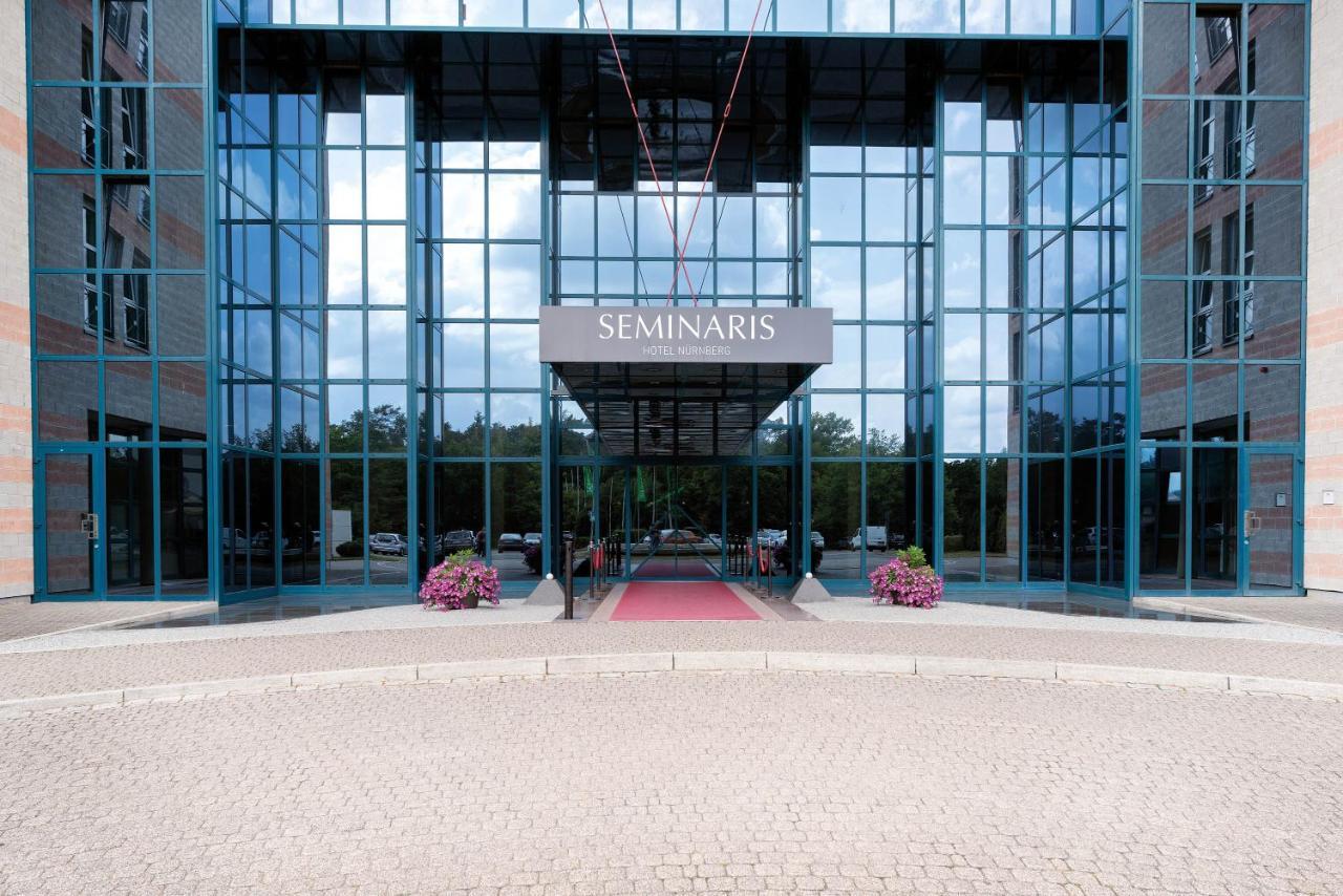 Seminaris Aparthotel 4*