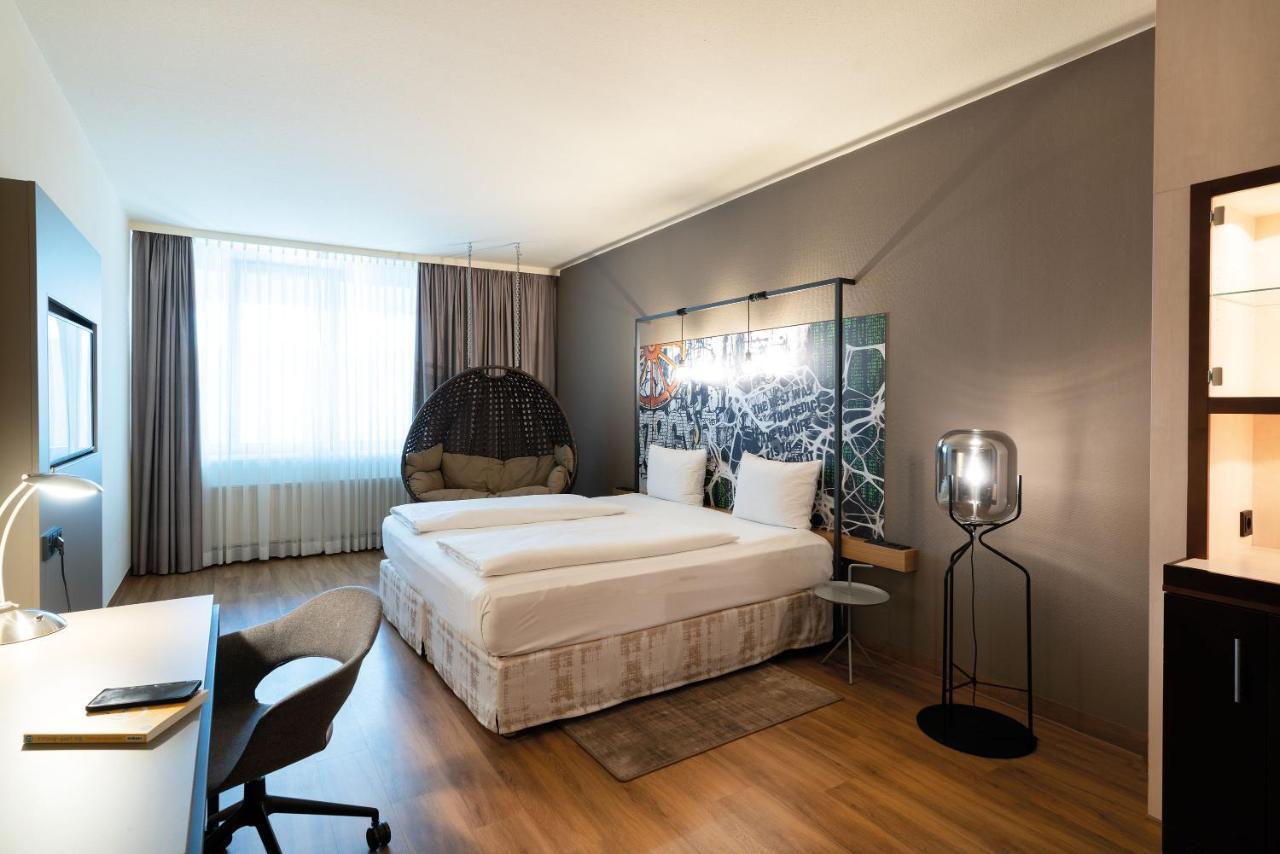 Seminaris Aparthotel 4*